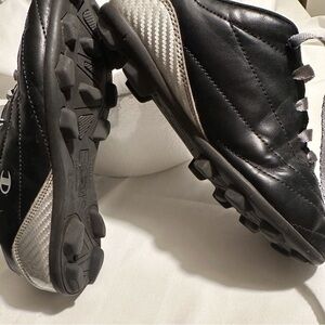 Girls size 4 soccer shoes with new laces